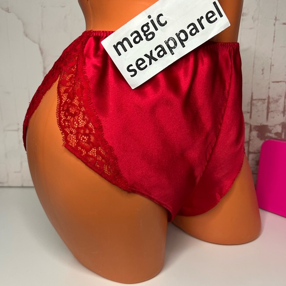 VS M SATIN SLEEP SHORTS PJ LACE TRIM PAJAMAS LINGERIE HIGH LEG ITSY RED - Picture 1 of 3